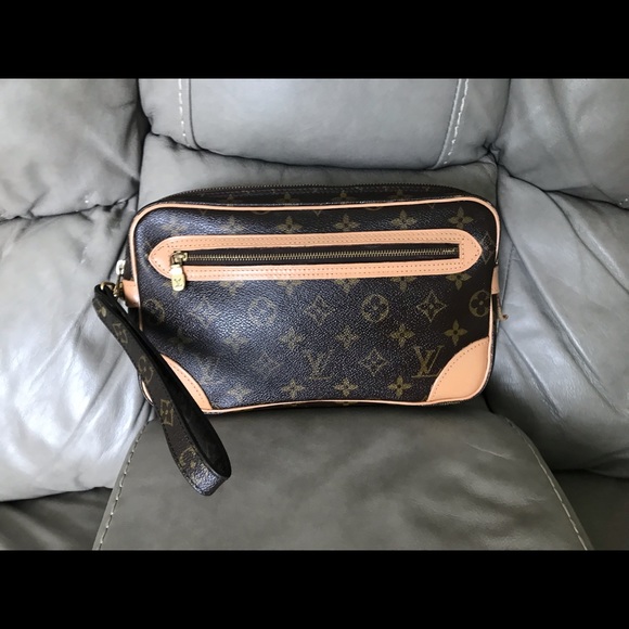 Louis Vuitton Other - 💘💘Auth Louis Vuitton Clutch 💘💘💘💘💘💘💘💘💘💘
